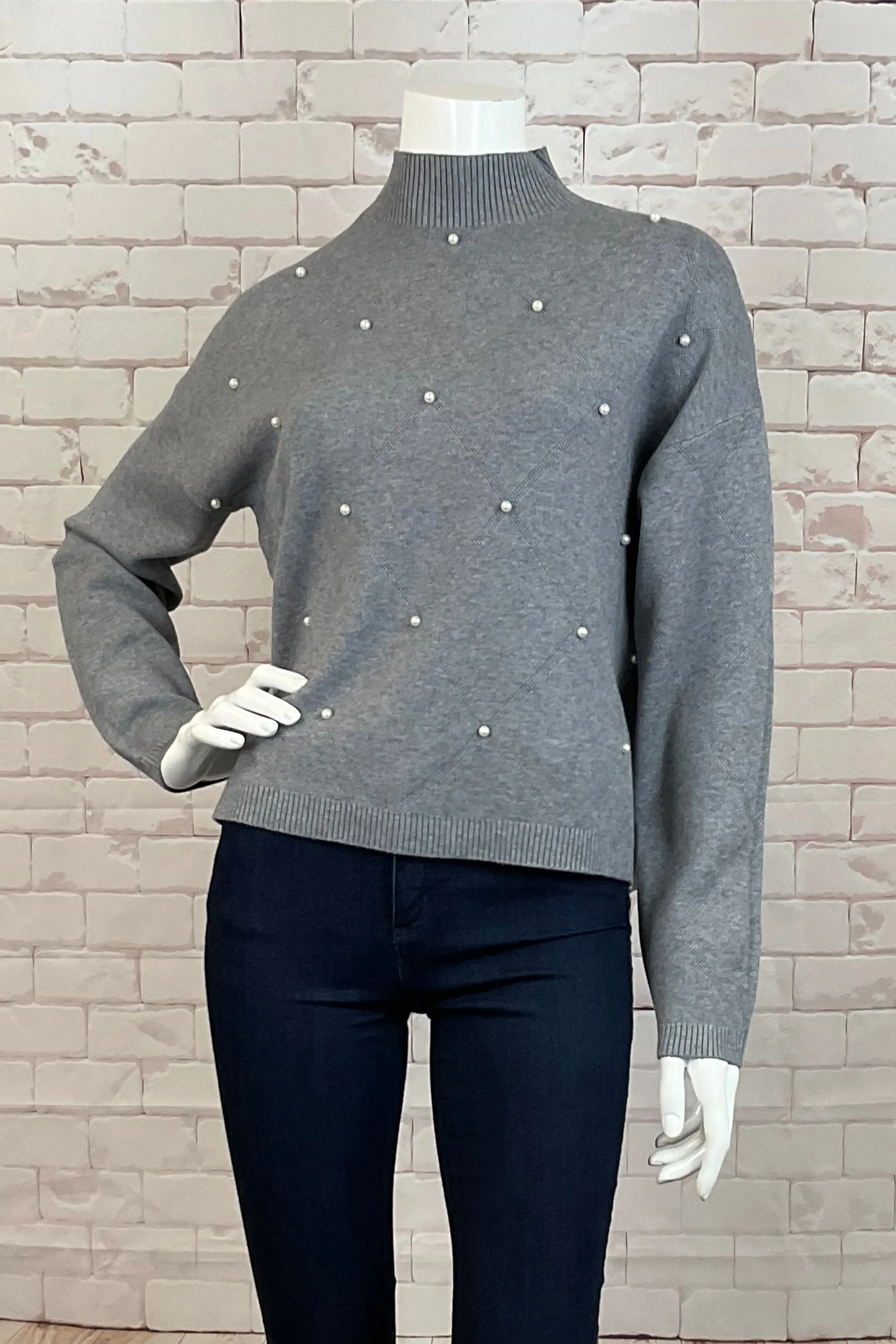 DIAMOND KNIT MOCK WITH PEARLS