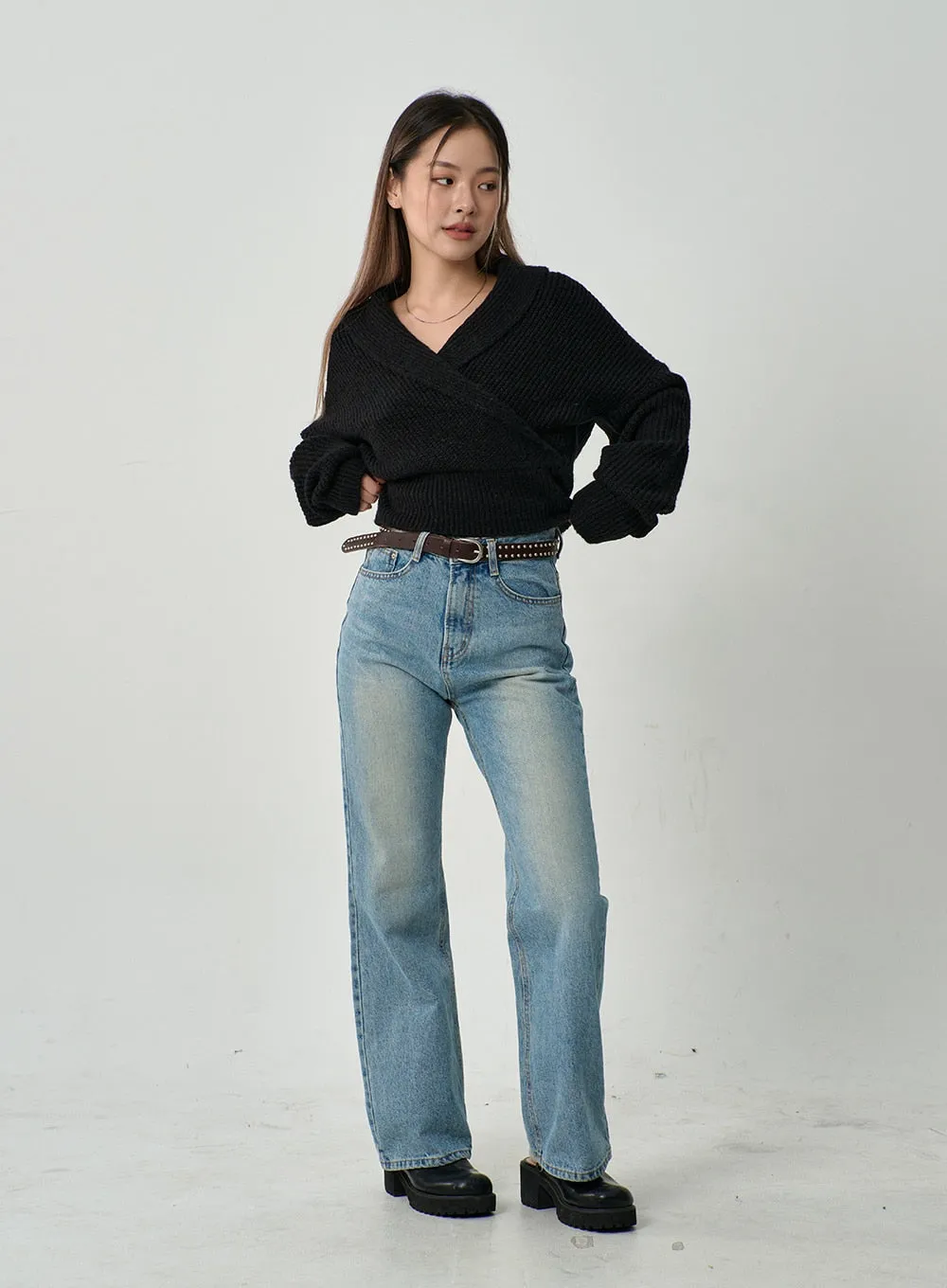 Off-Shoulder V-Neck Crossed Sweater CD19