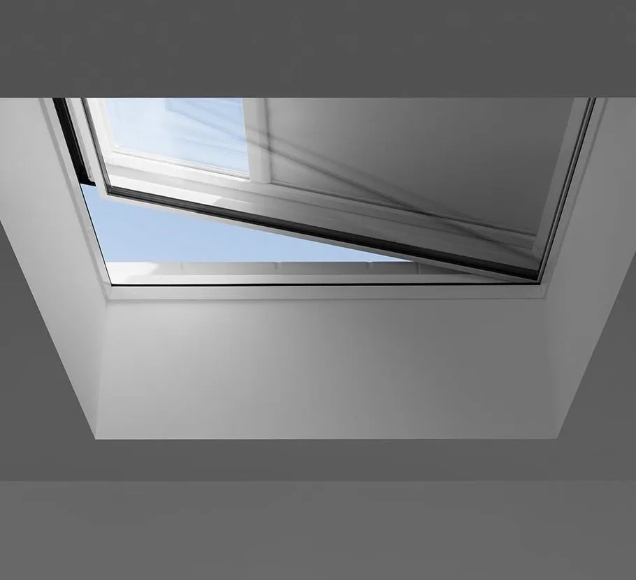 VELUX CVU 090090 1093 INTEGRA® SOLAR Curved Glass Rooflight Package 90 x 90 cm (Including CVU Triple Glazed Base & ISU Curved Glass Top Cover)