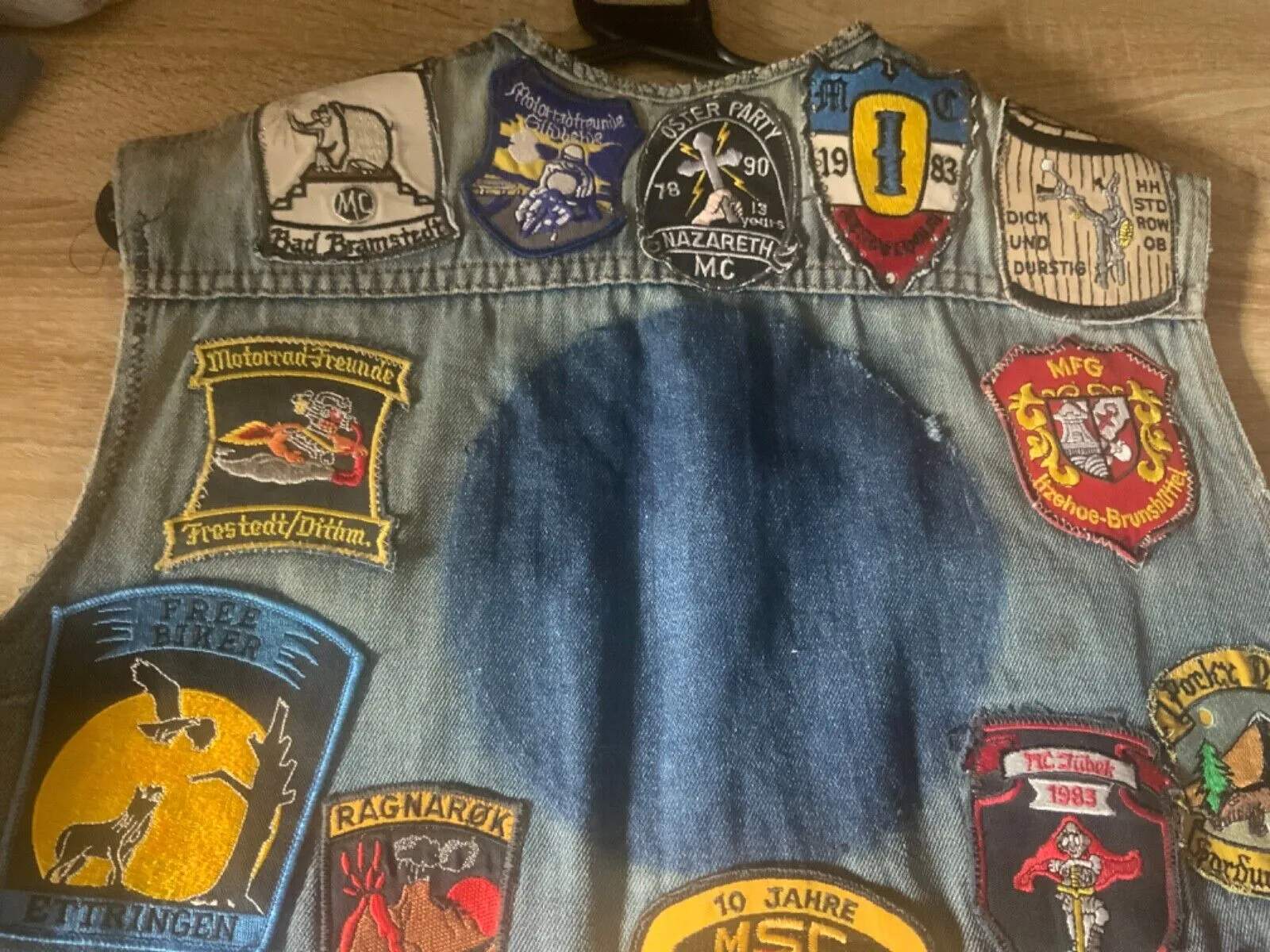 VTG 70s DENIM CUT JACKET RARE BIKER PATCHES 50X COLLECTION 70S 80S GERMANY S 38”